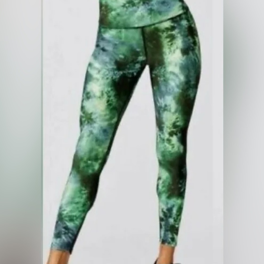 CARBON38 Green Distorted Tie Dye High Rise Leggings XS